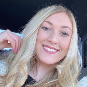 Meet your Posher, Kaylee